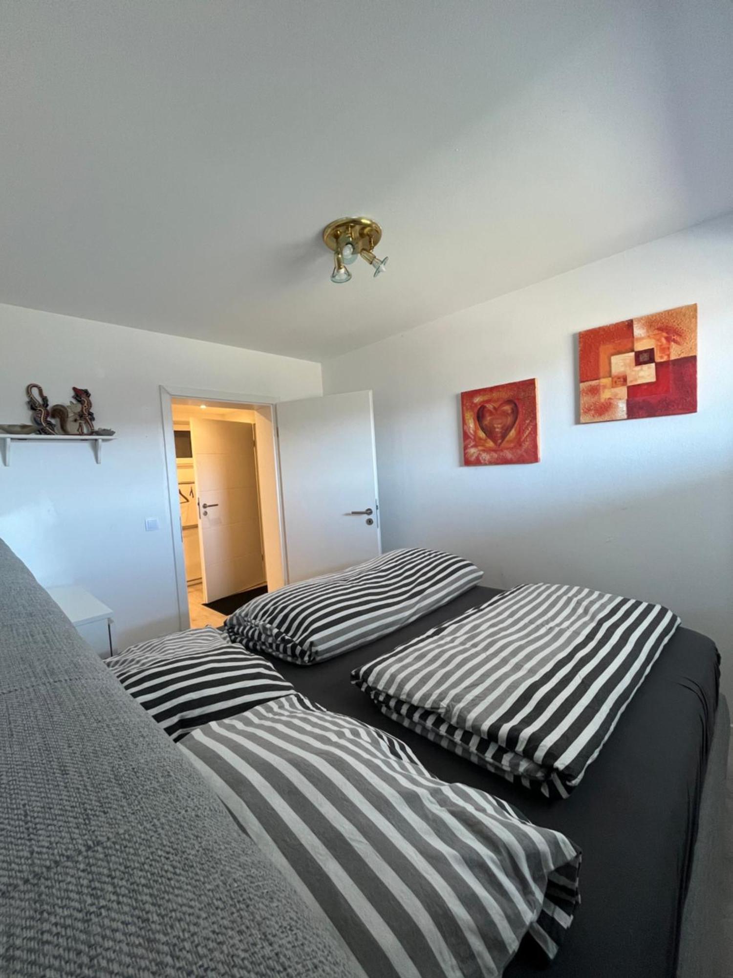 Moderne Ferienwohnung Mit Guter Ausstattung Und Self Checkin Bodenwerder Exteriör bild